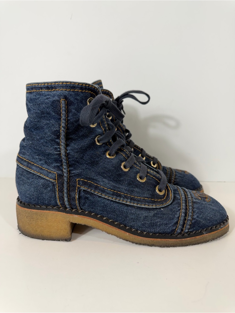 CHANEL Denim Lace Up Ankle Boots CC Logo Size 10 EU 40 Blue Jean Boots - Picture 4 of 13